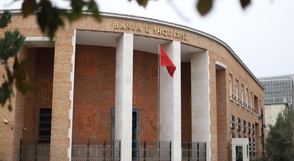 BERZH skeptike, ul parashikimin per ecurine e ekonomise shqiptare